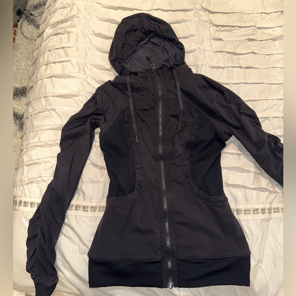 LULULEMON HOODIE